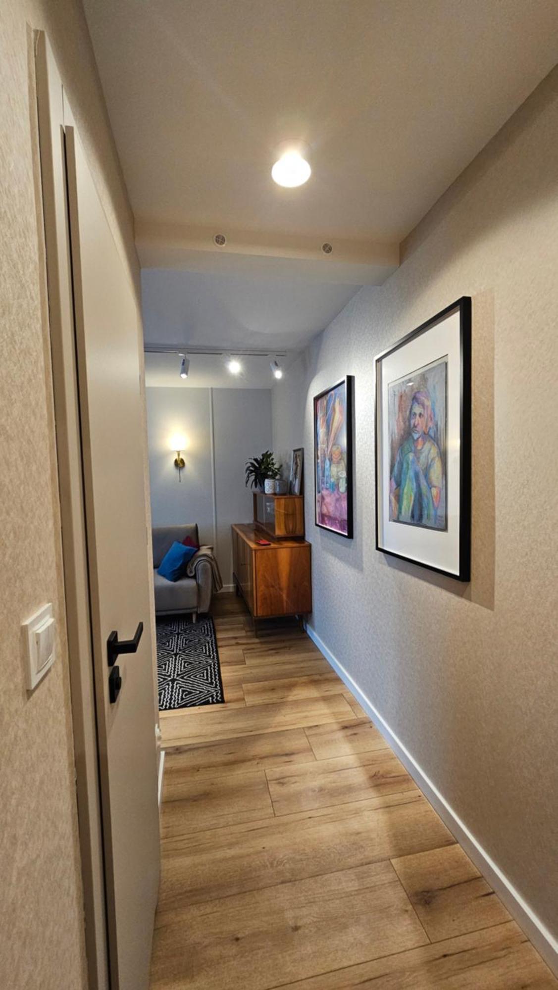 Metro Apartament